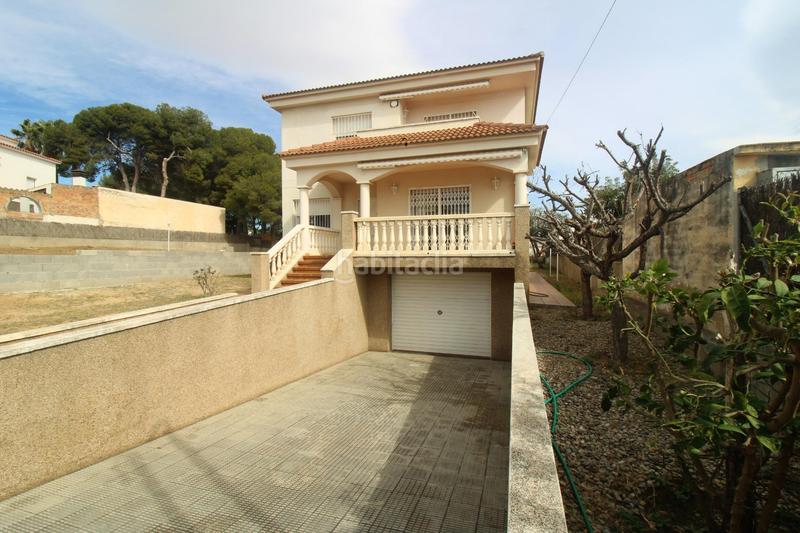 Foto d734d215-6569-4ac2-9c97-964d906a037d. Xalet amb calefacció aparcament piscina a Segur de Calafell nucli urbà Segur de Calafell