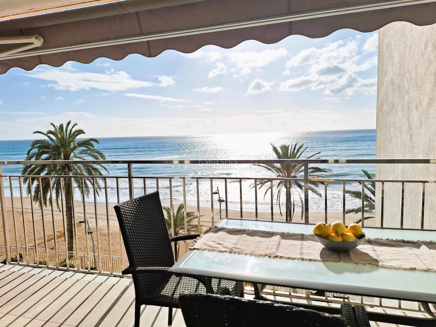 Apartamento moderno en primera lnea con vistas espectaculares Calafell
