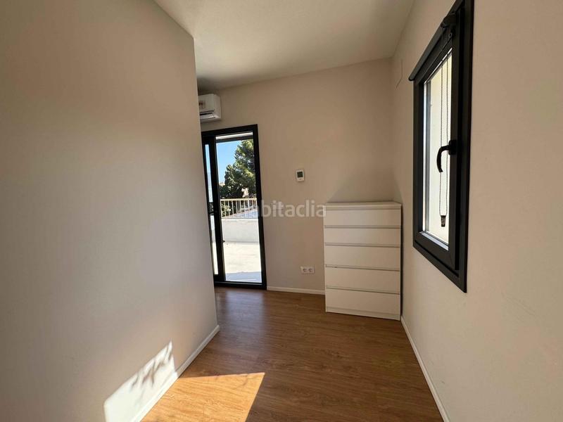 Foto 0caa7a49-e8dc-4853-a760-632b64478c85. Semi detached house with heating parking in Cunit residencial Cunit