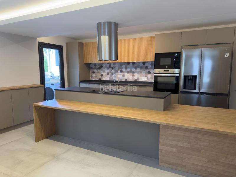 Foto 4fa47ee9-07ec-4b75-9f46-7a61e620f10b. Semi detached house with heating parking in Cunit residencial Cunit