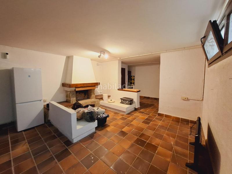 Foto d66241bb-2141-4cd3-a832-8007d3a90044. Semi detached house with heating parking in Cunit residencial Cunit