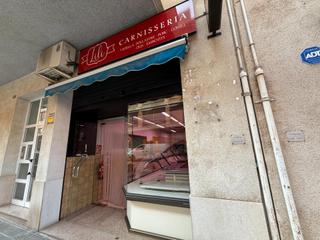 Traspàs Local Comercial a El Tancat-Mas d´en Gual. Local comercial en venta o alquiler  traspaso