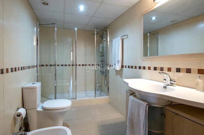 Foto f5189614-679a-4c37-ac37-a80860f67922. Piso alto standing en 2 liena de mar con piscina en Torredembarra