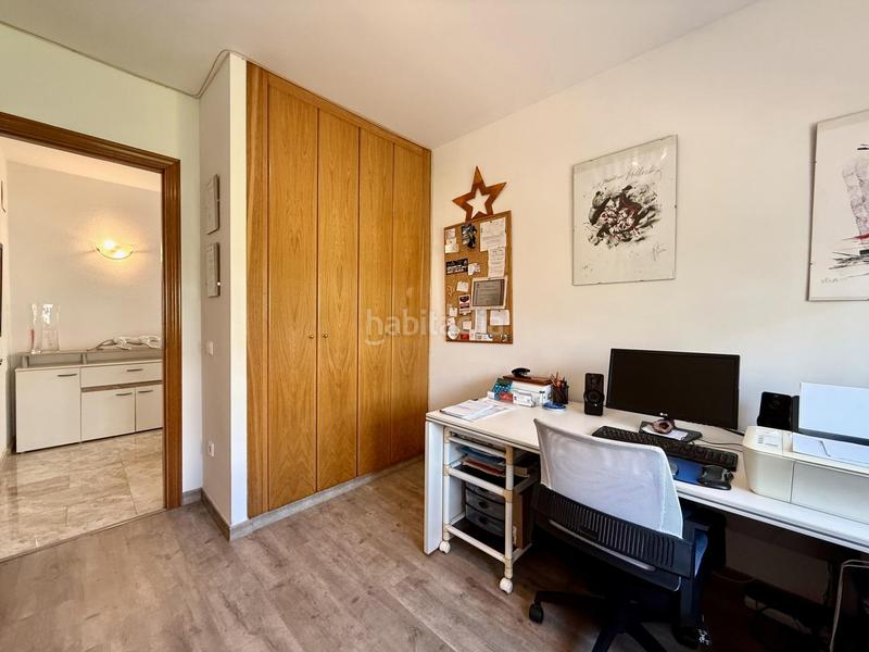 Foto f356a7b2-a716-40dd-b637-b25793c5471b. Semi detached house in carrer holanda 27 in Segur de Calafell nucli urbà Segur de Calafell