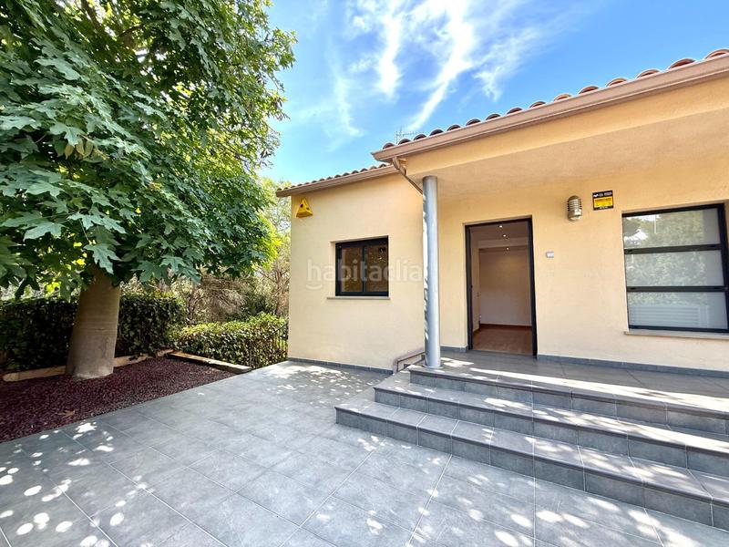 Foto d758d04a-6a07-4077-be07-465e3a926b79. Chalet in carrer cep 56 in Centre Vendrell (El)