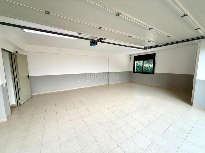 Foto f576bf53-7b90-42e0-9bed-5c46cde31682. Chalet in carrer cep 56 in Centre Vendrell (El)