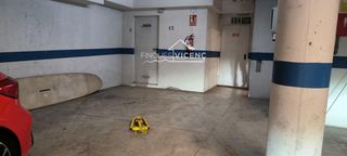 Posto auto in de Roda