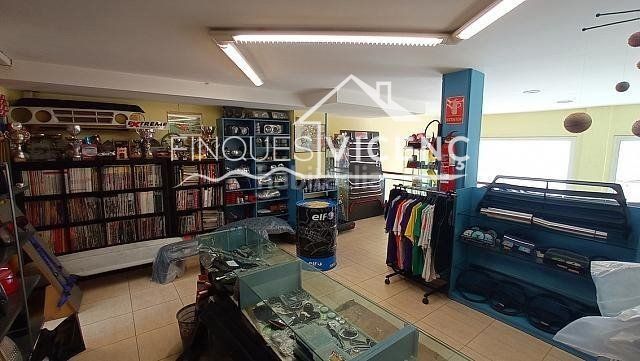 Foto bab853d6-11ef-4ecd-95f5-f484454f4f89. Local comercial oportunidad en el corazón de la playa calle mallorca, 26 en Calafell