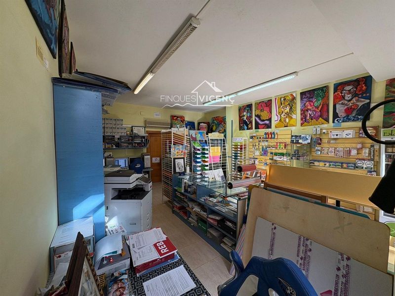 Foto ec711d5d-0ce9-4d0c-9976-8c6075dd2f43. Local comercial oportunidad en el corazón de la playa calle mallorca, 26 en Calafell