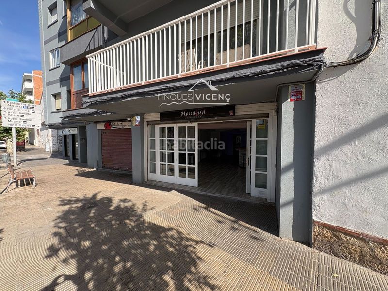 Foto d5a8afae-d360-4d22-a074-8a97ea2f7888. Local comercial  en venta en Calafell platja Calafell