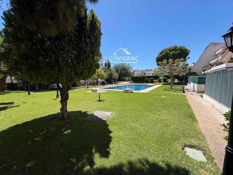 Foto ba1934a5-6ad4-46dd-9089-4aa1ff5178c6. Duplex con riscaldamento parcheggio piscina in Calafell residencial Calafell
