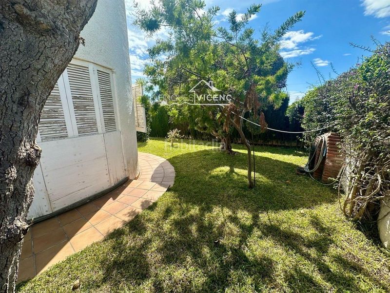 Foto 1d80a76f-51d6-48e6-9669-051a9f860992. Xalet amb aparcament piscina a Els Masos - Els Garrofers Coma-ruga