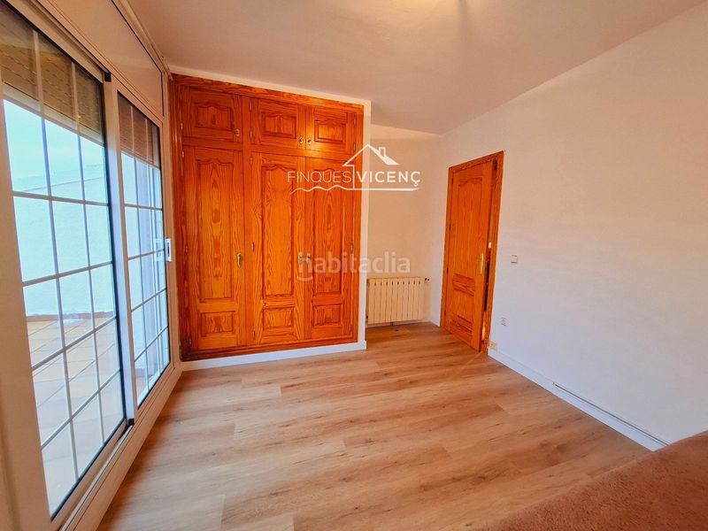 Foto 027752eb-61b6-4d04-9112-01e771ab3bd6. Casa adossada amb calefacció aparcament piscina a Segur de Calafell