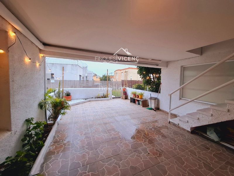 Foto 109d5c16-5139-4668-a42c-afe498820ae7. Casa adossada amb calefacció aparcament piscina a Segur de Calafell