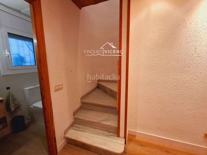 Foto a8cf0d8c-8efb-4a0b-84a7-d691872393e1. Casa adossada amb calefacció aparcament piscina a Segur de Calafell