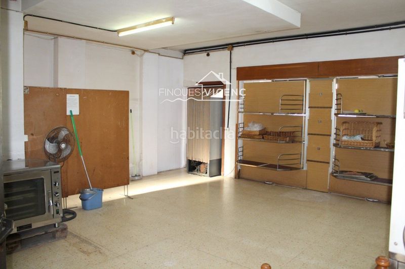 Foto e3e413cb-9ee2-4bce-9c8b-84577ae2fd22. Local comercial a Coma-ruga platja Coma-ruga