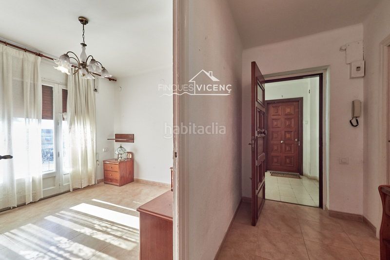 Foto ee709099-1d0c-45b1-8fb2-a2f635087930. Pis a Centre Torredembarra