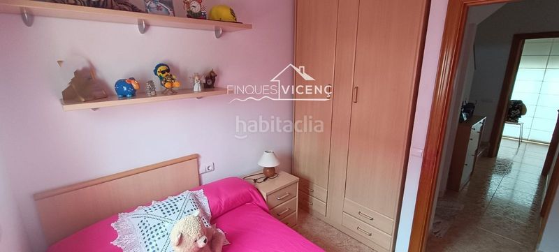 Foto 96acbebe-742c-4917-911c-bc11493993c1. Casa adossada amb calefacció aparcament a Segur de Calafell nucli urbà Segur de Calafell