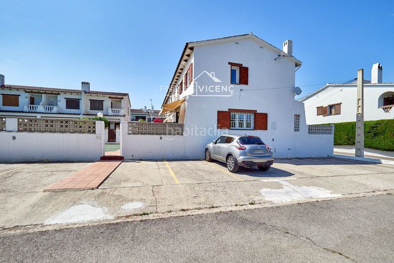 Foto b9f61892-46fd-4653-93d0-9a84291b98b6. Casa con riscaldamento parcheggio piscina in Els Masos - Els Garrofers Coma-ruga