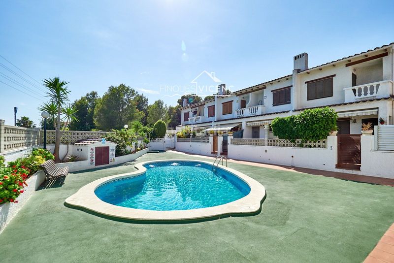 Foto c4e6b3a4-799c-4683-af0e-b01504d647b8. Casa con riscaldamento parcheggio piscina in Els Masos - Els Garrofers Coma-ruga