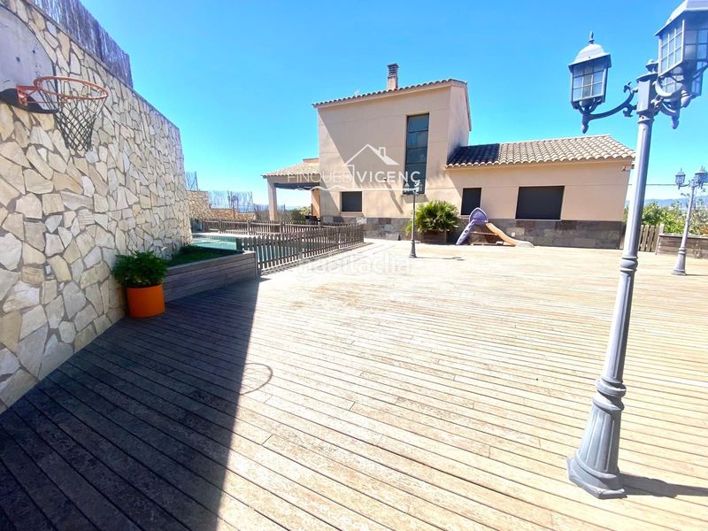 Foto 4e3de93f-bcca-4a96-a61a-464894cd988f. Casa amb calefacció aparcament piscina a Valldemar-Montmar Segur de Calafell
