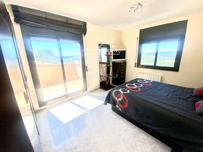 Foto 593415d3-5985-4974-939c-2b9f08f364b3. Casa amb calefacció aparcament piscina a Valldemar-Montmar Segur de Calafell