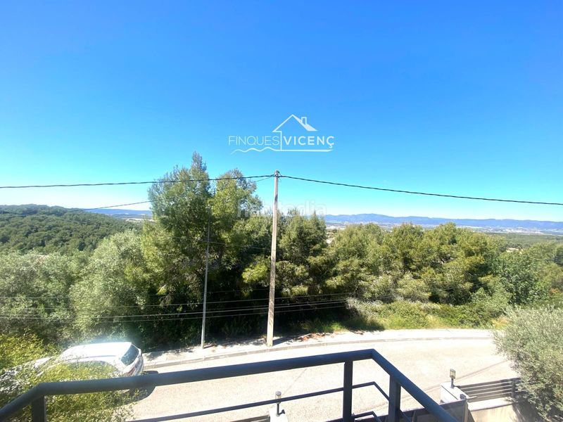 Foto e35eb409-7a5e-4e8f-be88-8df40a2fc810. Casa amb calefacció aparcament piscina a Valldemar-Montmar Segur de Calafell