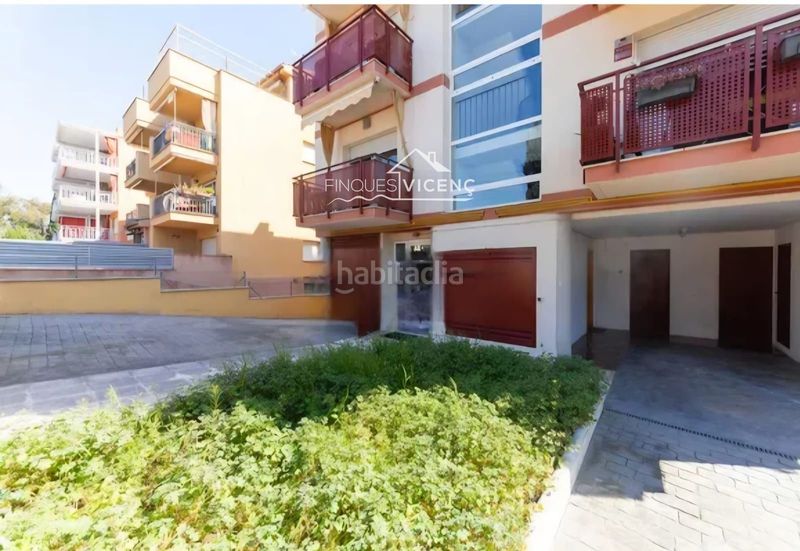 Foto 2871426b-85a0-45c5-a2ad-f3e58c98339f. Flat with heating parking in Cunit residencial Cunit