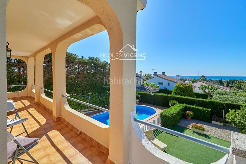 Foto f7d96431-7371-45a1-bae2-fb3a4b6cd9df. Xalet amb calefacció aparcament piscina a Els Masos - Els Garrofers Coma-ruga
