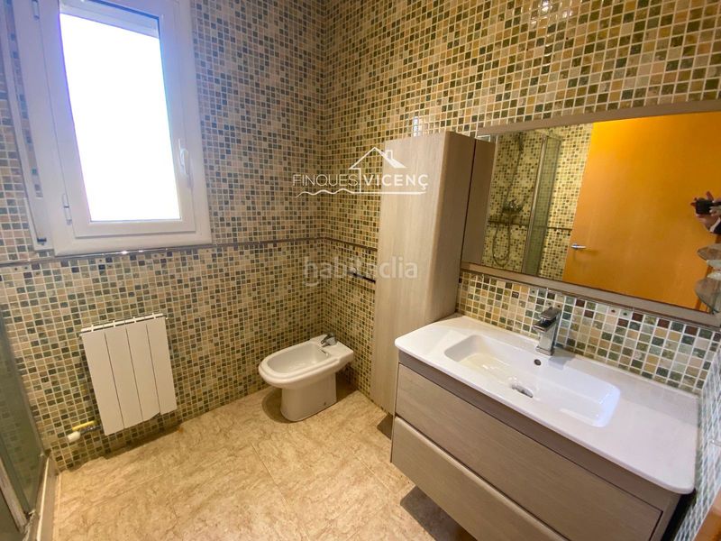 Foto 40c4df8b-cfb9-4601-8c17-f63a8f88c829. Casa adossada amb calefacció aparcament a Calafell poble Calafell