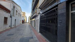 Local Comercial  Carrer del carme. Estupendo local comercial en el centro de calafell playa