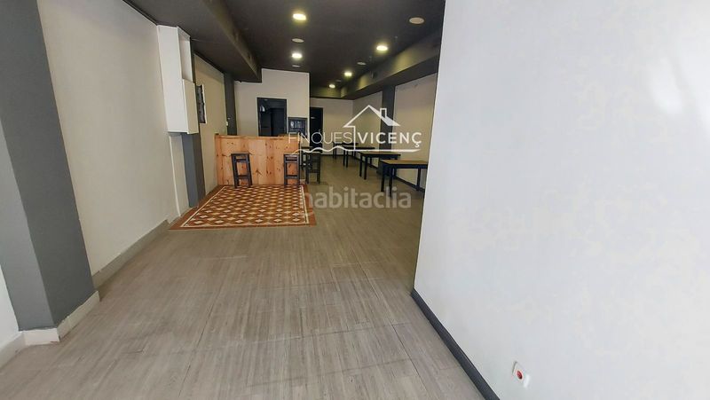 Foto 5d5d11fa-1436-4fc6-8483-67eca2a9283e. Local comercial a Calafell platja Calafell