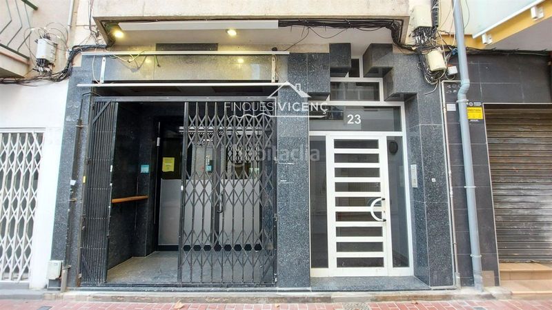 Foto eda8bbb3-9ff4-4e25-a544-7a1b99243fac. Local comercial a Calafell platja Calafell