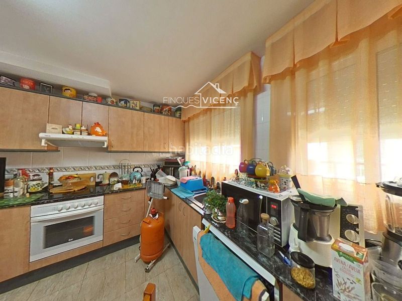 Foto 49bc9a4d-b68a-49c6-b57c-02795b6eee9f. Casa adossada amb calefacció aparcament a Arboç (L´)
