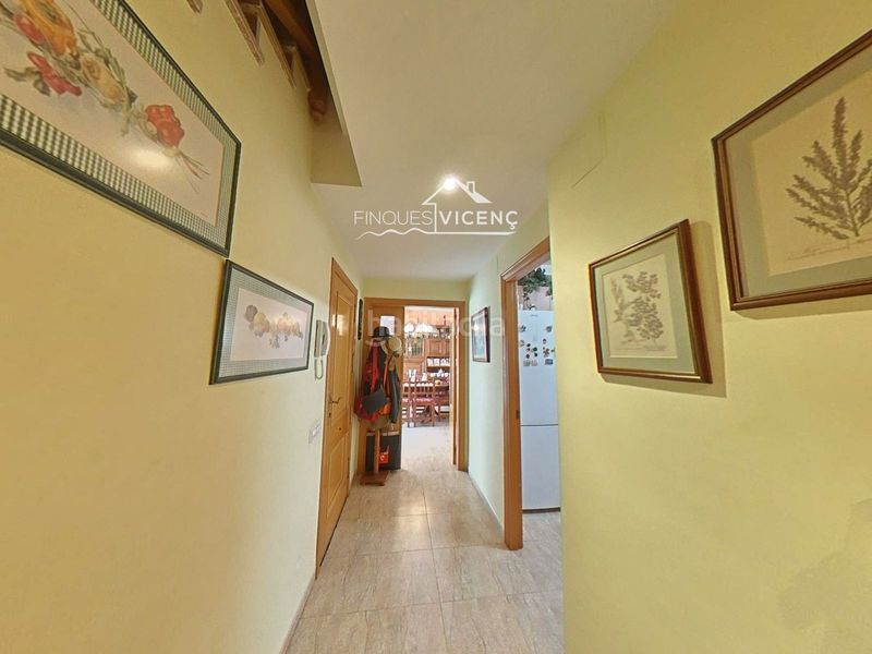Foto bb9d09b5-107d-4630-8ed3-fa84240895f7. Casa adossada amb calefacció aparcament a Arboç (L´)