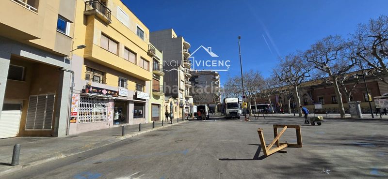 Foto 6acfc80a-2ecb-4b0b-a073-a347ff2093f4. Edifici a Centre Vendrell (El)