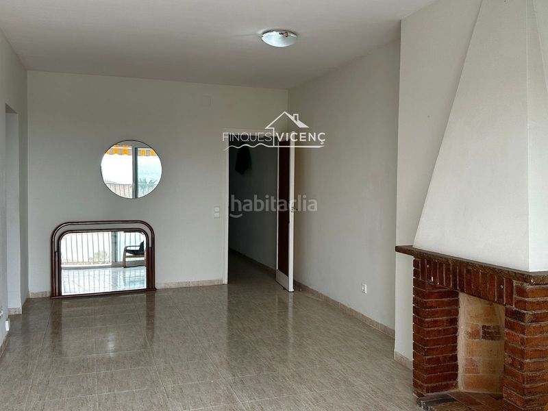 Foto 1081d66a-85a5-4cd5-9a26-5c55ed63b613. Pis a Segur Platja Segur de Calafell