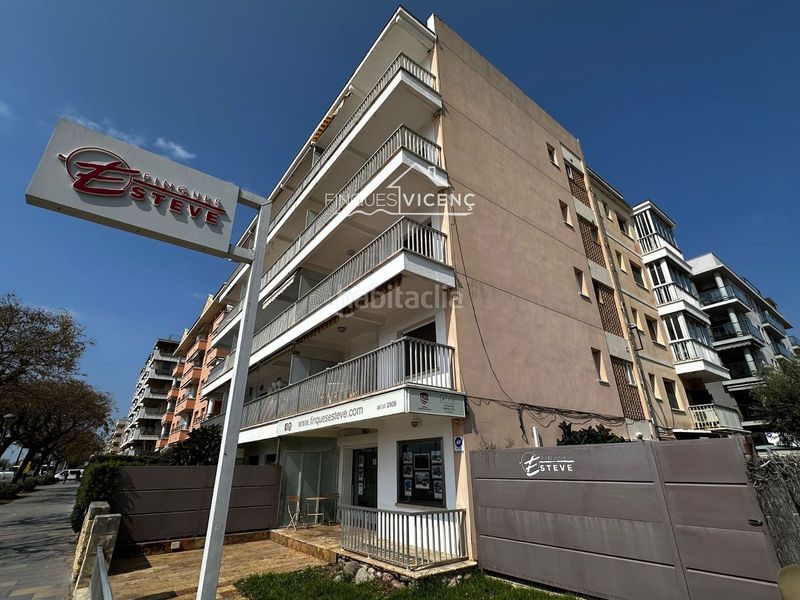 Foto ace6ef1c-305b-4474-928b-f916445a3c50. Pis a Segur Platja Segur de Calafell