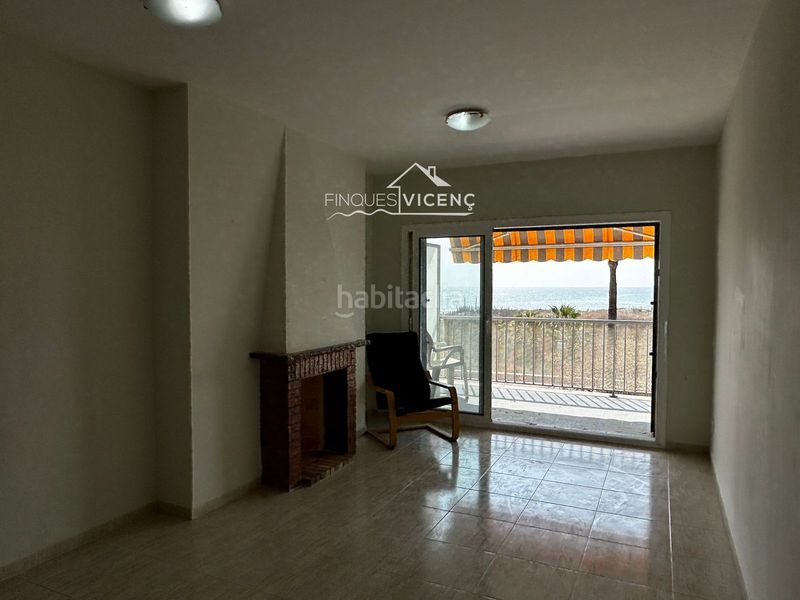 Foto c6dbb357-20c9-4a05-b54b-fe30ea5999fb. Pis a Segur Platja Segur de Calafell