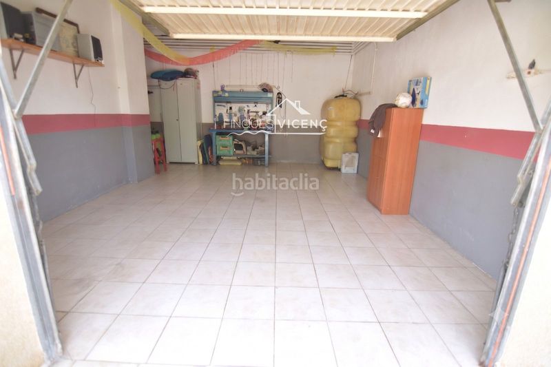 Foto 987e3fb2-fb78-4dd6-8469-89462910885a. Casa adossada amb calefacció aparcament piscina a Roda de Barà