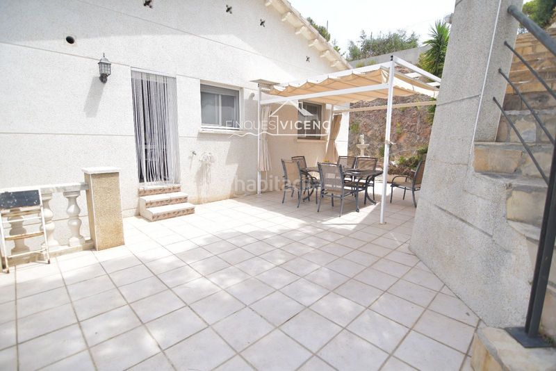 Foto e485f604-cec6-4056-81cd-e9ecf0b26489. Casa adossada amb calefacció aparcament piscina a Roda de Barà