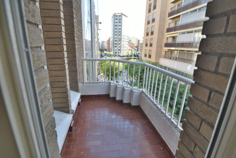 Foto c9b153b0-f90f-4e6e-bf6e-1cc55848d188. Appartamento con riscaldamento parcheggio in Eixample Tarragona
