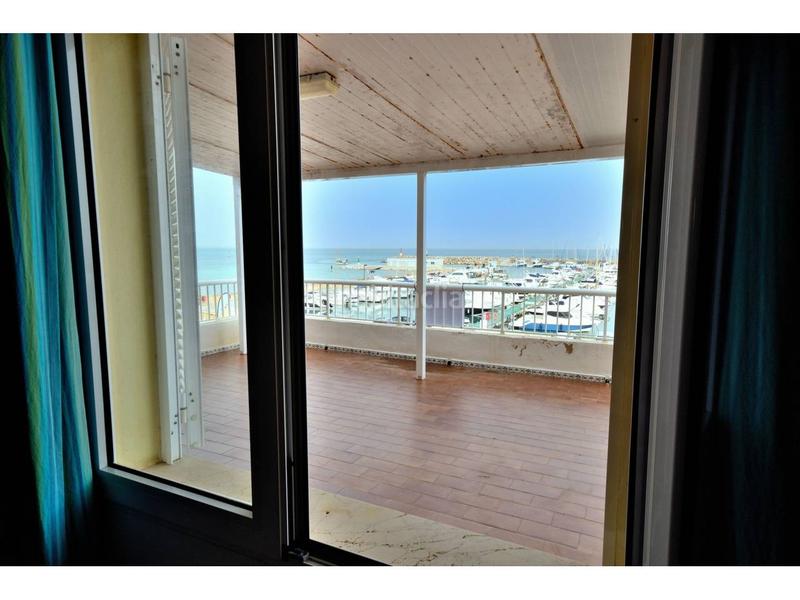 Foto f3957267-34e6-40a4-8e4d-cb55061d5add. Casa adossada amb aparcament a Can Picafort Santa Margalida