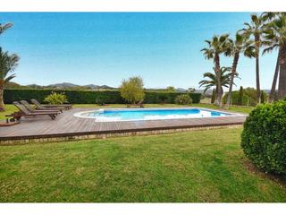 Masia a 12 53. Finca rustica con licencia vacacional y casa de invitados en art