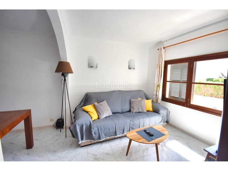 Foto fd50276a-265d-4b70-901c-9e39d5e3c19a. Casa adossada a alba 17 a Capdepera poble Capdepera