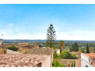 Casa  Obrer miquel tortella 20. Casa con encanto  en buger con pequeño jardín privado