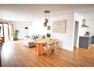 Location Appartement  Batlesa. Vivir en el corazon de arta en un amplio piso moderno