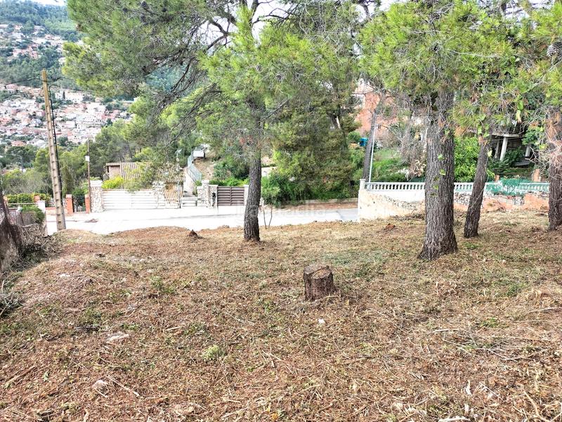 Foto 2ca7f21d-dfe3-4a84-a95c-353711ed382a. Terreno residenziale in carrer lledoner 18 in Vallirana