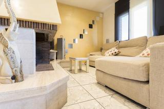 Appartement à De roma 79. Excellent pis en venta a manlleu