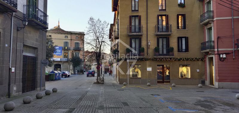 Foto 1b73e7e9-5983-40d4-add3-53c7cf0200cd. Local comercial a Manlleu